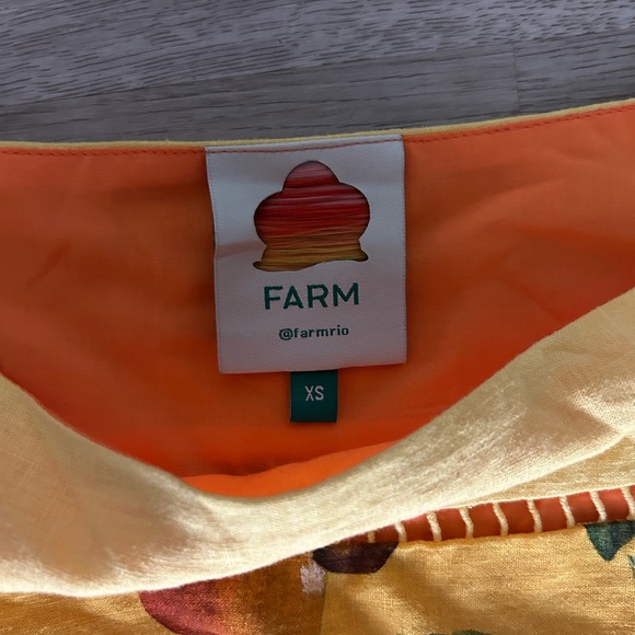 FARM Rio crop top - Picture 2 of 3